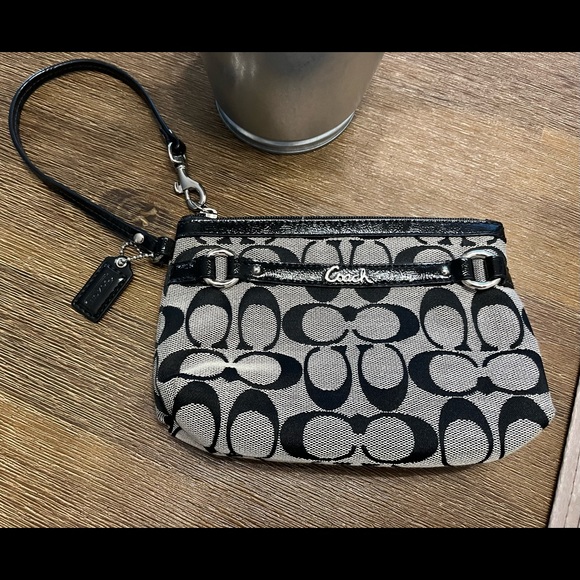 Coach canvas wristlet classic - Picture 1 of 5